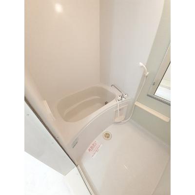エントランス　弐番館 203【管理NO：1-013423702-02030】 ★家具家電は申し込み後に搬入します★ ★2026年08月下旬入居可能★の物件画像