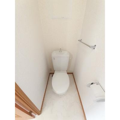 エントランス　弐番館 203【管理NO：1-013423702-02030】 ★家具家電は申し込み後に搬入します★ ★2026年08月下旬入居可能★の物件画像
