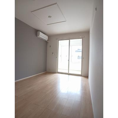 メルシー 103【管理NO：1-022105501-01030】 ★家具家電は申し込み後に搬入しますの物件画像
