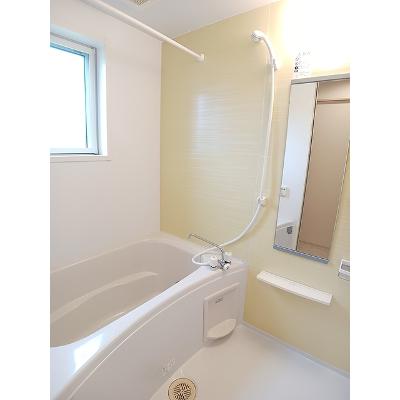 プリムローズ 101【管理NO：1-018105801-01010】 ★家具家電は申し込み後に搬入します★の物件画像
