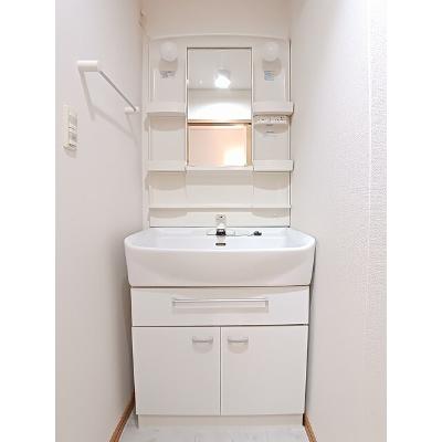 アヴニール　Ⅱ 201【管理NO：1-013722002-02010】 ★家具家電は申し込み後に搬入しますの物件画像
