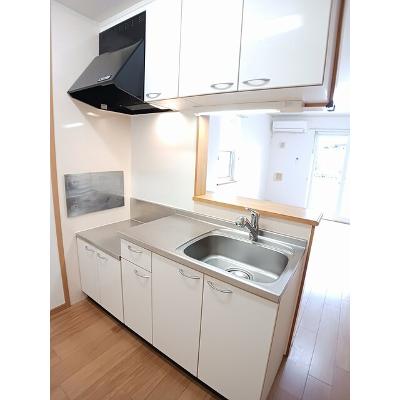 アヴニール　Ⅱ 101【管理NO：1-013722002-01010】 ★家具家電は申し込み後に搬入します★の物件画像