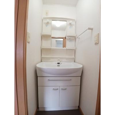 アヴニールⅠ 203【管理NO：1-013722001-02030】 ★家具家電は申し込み後に搬入します★の物件画像