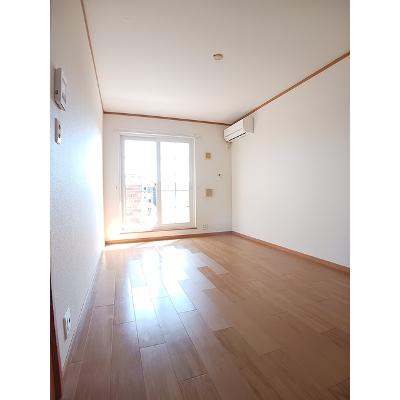 アルハンブラ二番館 203【管理NO：1-013005702-02030】 ★家具家電は申し込み後に搬入します★の物件画像