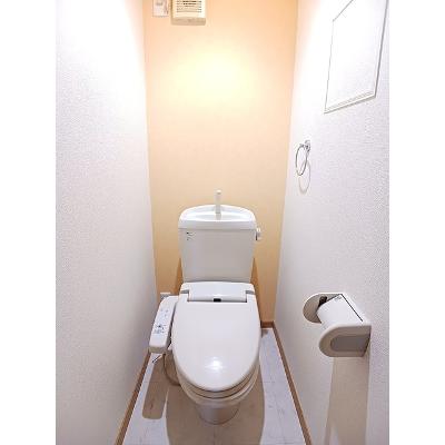 アルハンブラ二番館 203【管理NO：1-013005702-02030】 ★家具家電は申し込み後に搬入します★の物件画像