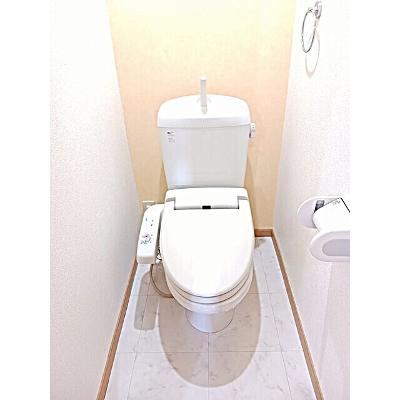 アルハンブラ一番館 203【管理NO：1-013005701-02030】 ★家具家電は申し込み後に搬入します★の物件画像