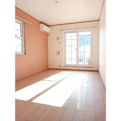 アルハンブラ一番館 201【管理NO：1-013005701-02010】 ★家具家電は申し込み後に搬入しますの物件画像