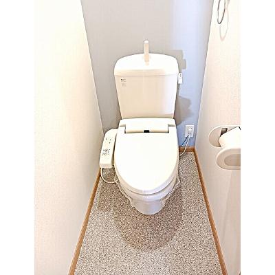 アルハンブラ一番館 201【管理NO：1-013005701-02010】 ★家具家電は申し込み後に搬入しますの物件画像