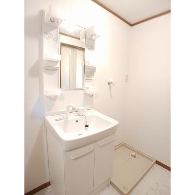 プリムローズＢ棟 101【管理NO：1-011379102-01010】 ★家具家電は申し込み後に搬入しますの物件画像