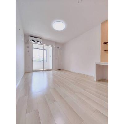プラティーク中津 102【管理NO：1-026624501-01020】 ★家具家電は申し込み後に搬入します★の物件画像