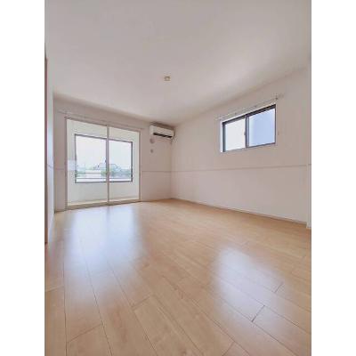 ココロン　Ｂ 101【管理NO：1-024633302-01010】 ★家具家電は申し込み後に搬入しますの物件画像
