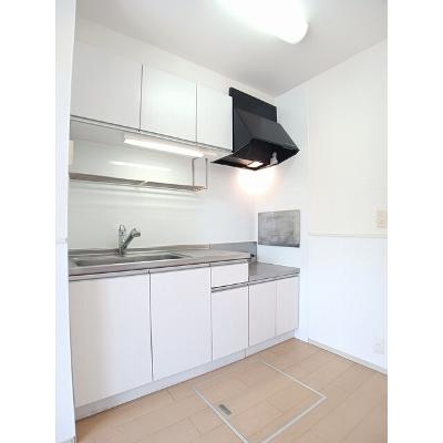 カーサブリランテ 102【管理NO：1-017392101-01020】 ★家具家電は申し込み後に搬入します★の物件画像