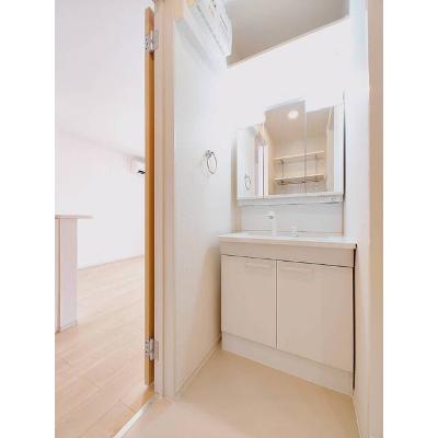 プリュレ 101【管理NO：1-024600601-01010】 ★家具家電は申し込み後に搬入しますの物件画像