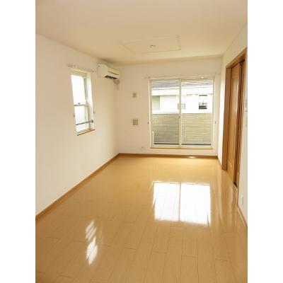 グッド・エレガンス　Ⅰ 201【管理NO：1-014557301-02010】 ★家具家電は申し込み後に搬入しますの物件画像