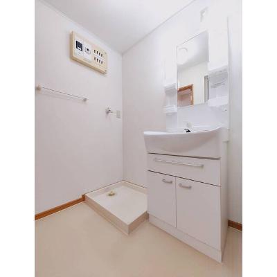 ラーク東浜Ｃ 203【管理NO：1-013773503-02030】 ★家具家電は申し込み後に搬入します★の物件画像