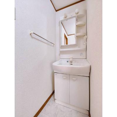 センチュリーⅠ 201【管理NO：1-010339201-02010】 ★家具家電は申し込み後に搬入しますの物件画像