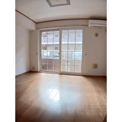 コンフォ－トＳ 102【管理NO：1-013012501-01020】 ★家具家電は申し込み後に搬入します★の物件画像