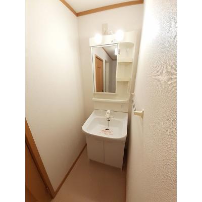 シャルムカンアイ 202【管理NO：1-011998801-02020】 ★家具家電は申し込み後に搬入しますの物件画像