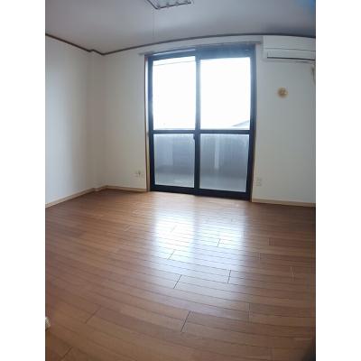 プレパルク 202【管理NO：1-011254001-02020】 ★家具家電は申し込み後に搬入します★の物件画像
