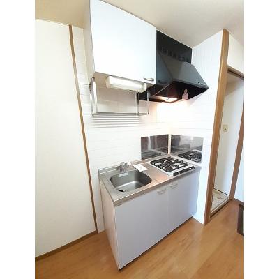 パ－クサイド素川 201【管理NO：1-011102401-02010】 ★家具家電は申し込み後に搬入します★の物件画像