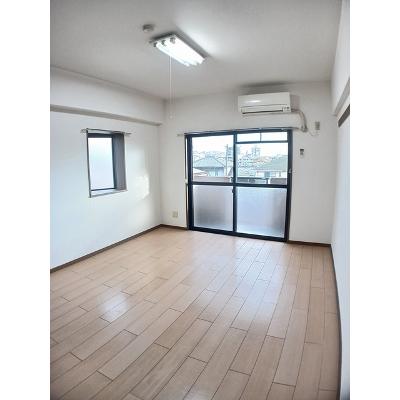 シェーンドルフ中津留 301【管理NO：1-009788101-03010】 ★家具家電は申し込み後に搬入します★の物件画像