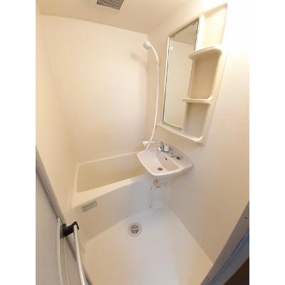 Ｐｒａｔｉｑｕｅ顕徳 202【管理NO：1-009339001-02020】 ★家具家電は申し込み後に搬入します★の物件画像