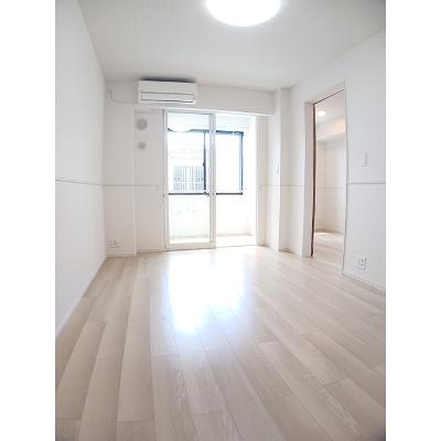 ヴィラ　エスポワール 103【管理NO：1-028302001-01030】 ★家具家電は申し込み後に搬入します★の物件画像