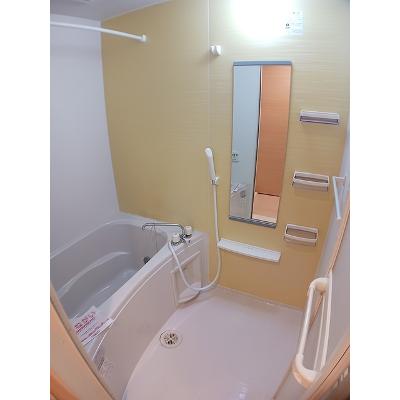 エレガント　Ｃ 203【管理NO：1-017718601-02030】 ★家具家電は申し込み後に搬入しますの物件画像