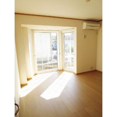 ストローガーデン 102【管理NO：1-013108401-01020】 ★家具家電は申し込み後に搬入します 2026年08月中旬入居可能の物件画像