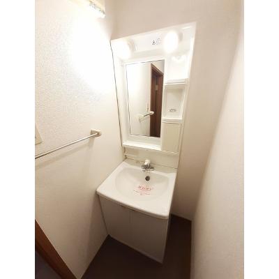 ヴェルソー 201【管理NO：1-010401501-02010】 ★家具家電は申し込み後に搬入しますの物件画像