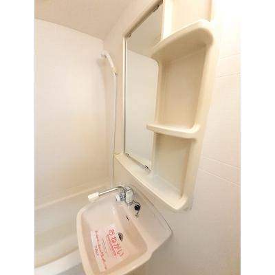 レジデンス由布 302【管理NO：1-010190801-03020】 ★家具家電は申し込み後に搬入します★の物件画像