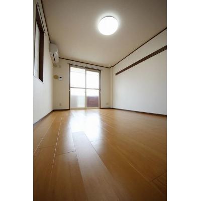 サージュ 101【管理NO：1-009747301-01010】 ★家具家電は申し込み後に搬入します★の物件画像