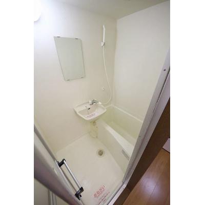 サージュ 101【管理NO：1-009747301-01010】 ★家具家電は申し込み後に搬入します★の物件画像