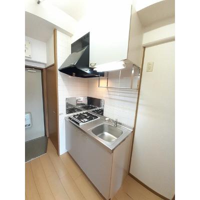 センチュリ－Ｋ・Ｉ 102【管理NO：1-009414601-01020】 ★家具家電は申し込み後に搬入します★の物件画像