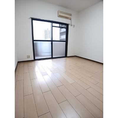 ＢＬＵＥ　ＳＫＹ　鴻川 208【管理NO：1-007951801-02070】 ★家具家電は申し込み後に搬入しますの物件画像