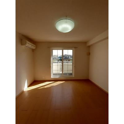 ブロッサムズ汐見 201【管理NO：1-016029401-02010】 ★家具家電は申し込み後に搬入します★の物件画像