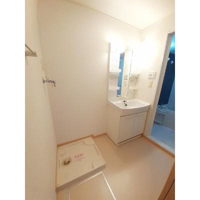 エクセル戸室Ｂ 203【管理NO：1-015525702-02030】 ★家具家電は申し込み後に搬入します 2026年08月下旬入居可能の物件画像