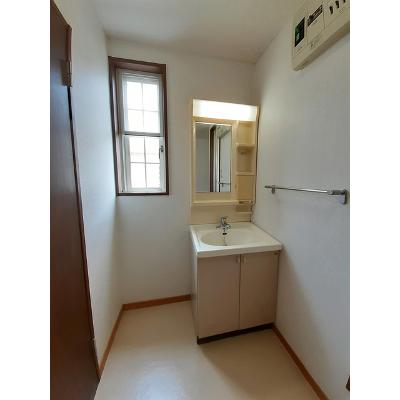 ポートハイツ２号館　Ａ棟 202【管理NO：1-009397801-02020】 ★家具家電は申し込み後に搬入します★の物件画像