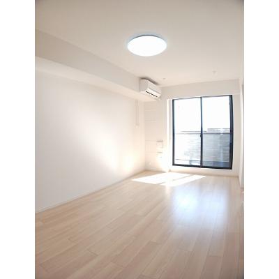 メゾンひかり 302【管理NO：1-028047901-03020】 ★家具家電は申し込み後に搬入します★の物件画像