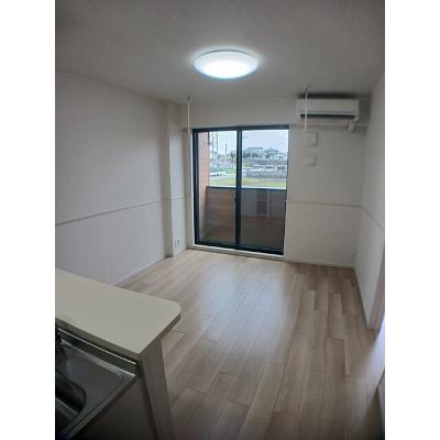 バルカロール 103【管理NO：1-027757801-01030】 ★家具家電は申し込み後に搬入します★の物件画像