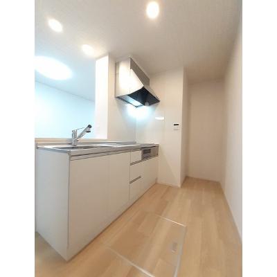 Ｍ＆Ｈ　Ⅸ 102【管理NO：1-027480102-01020】 ★家具家電は申し込み後に搬入しますの物件画像