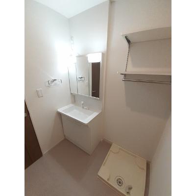 アンバーテラス　Ⅰ 205【管理NO：1-026939701-02040】 ★家具家電は申し込み後に搬入しますの物件画像