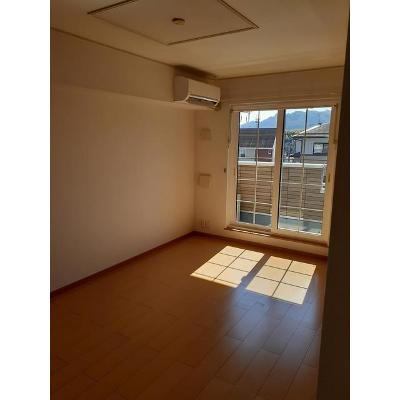 マーベラスビューＤ 202【管理NO：1-015326801-02020】 ★家具家電は申し込み後に搬入します★の物件画像