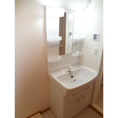 シャン　バティールＤ 202【管理NO：1-014514602-02020】 ★家具家電は申し込み後に搬入します★の物件画像