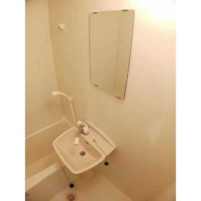 サンシャインハイツ 202【管理NO：1-009646601-02020】 ★家具家電は申し込み後に搬入します★の物件画像