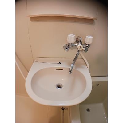 レジデンスタナカＢ 102【管理NO：1-003912602-01020】 ★家具家電は申し込み後に搬入します★の物件画像