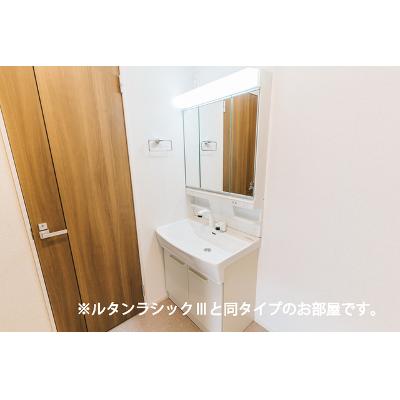 シャリオ　バシェ 202【管理NO：1-028588801-02020】 ★家具家電は申し込み後に搬入します 2026年08月下旬入居可能の物件画像