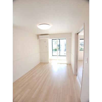 ラ・フェリーチェⅢ 101【管理NO：1-027638801-01010】 ★家具家電は申し込み後に搬入しますの物件画像