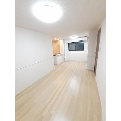 フォレスト　ワンＢ 101【管理NO：1-027413802-01010】 ★家具家電は申し込み後に搬入します★の物件画像