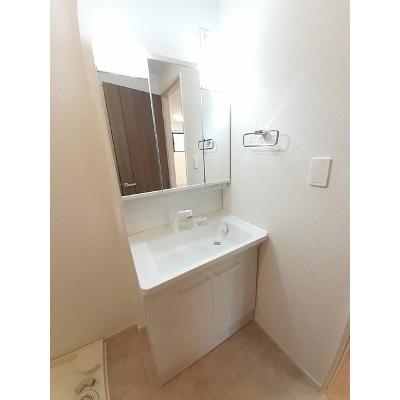 Ｍ＆Ｈ　Ⅳ 101【管理NO：1-027120502-01010】 ★家具家電は申し込み後に搬入しますの物件画像